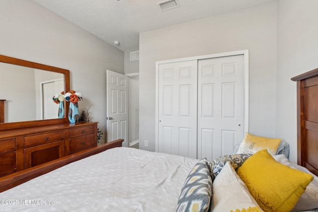 bedroom with a closet