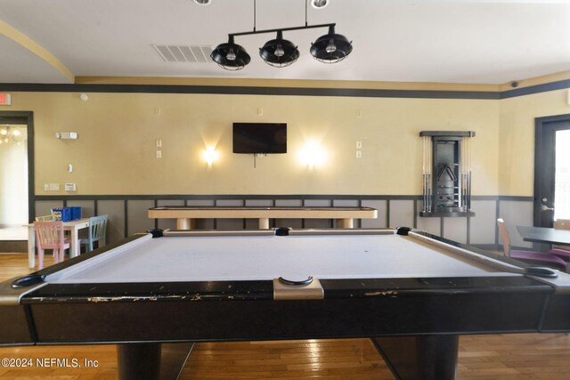 rec room featuring wood-type flooring and pool table