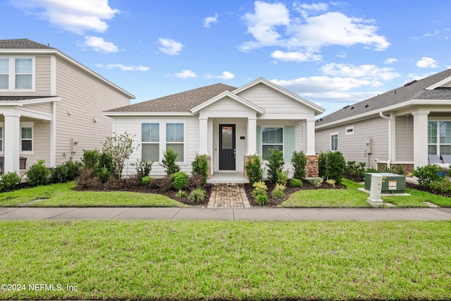 view of front of house with a front yard