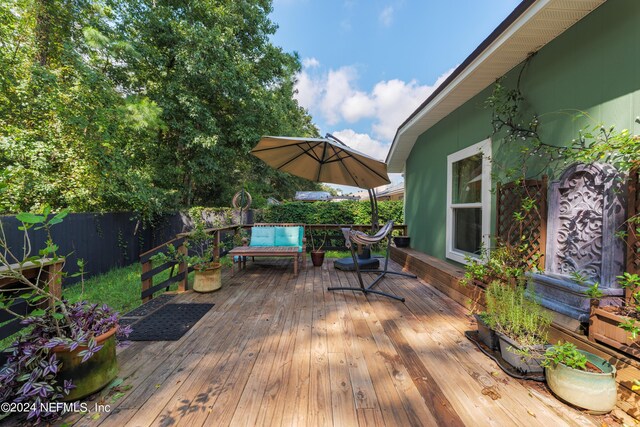 view of wooden deck