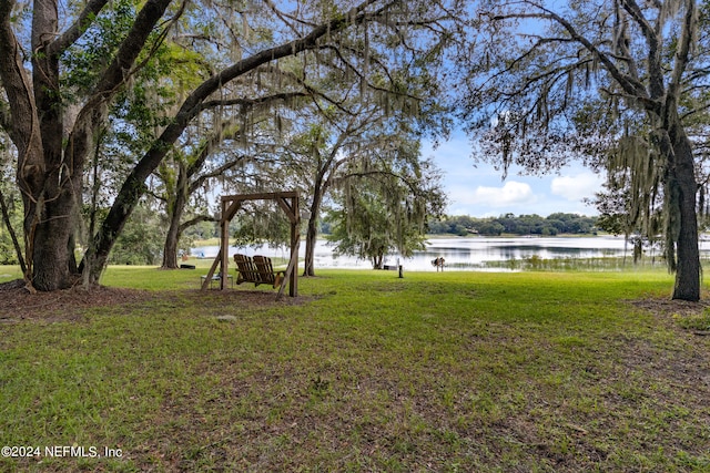 view of yard with a water view