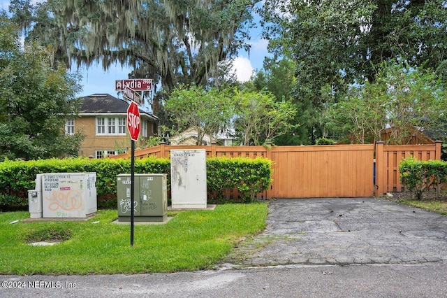 1356 Willow Branch Ave, Jacksonville, FL 32205 - photo 42