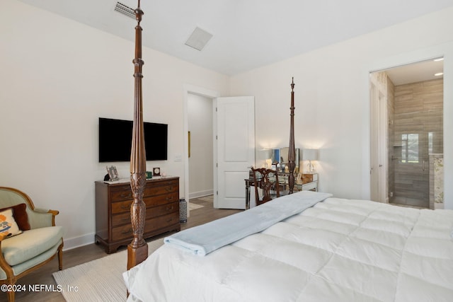 1505 Lakeside Ct, Fernandina Beach, FL 32034 - bedroom featuring baseboards, visible vents, and wood finished floors