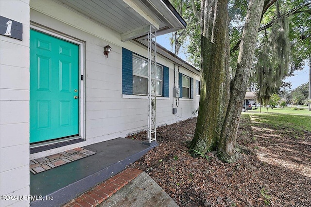 view of entrance to property