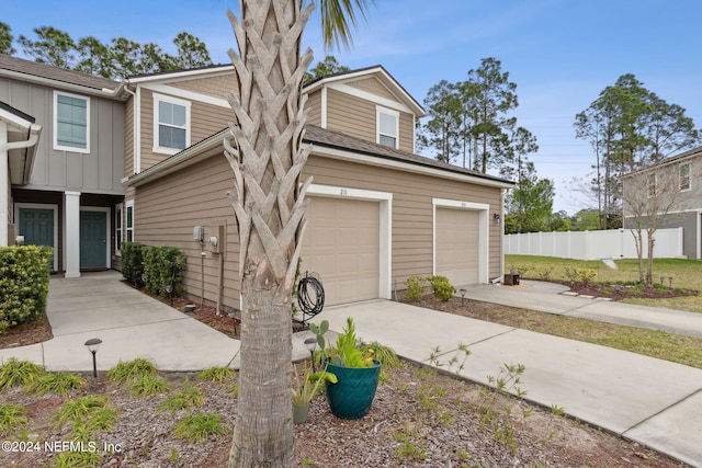 view of front of house featuring a garage