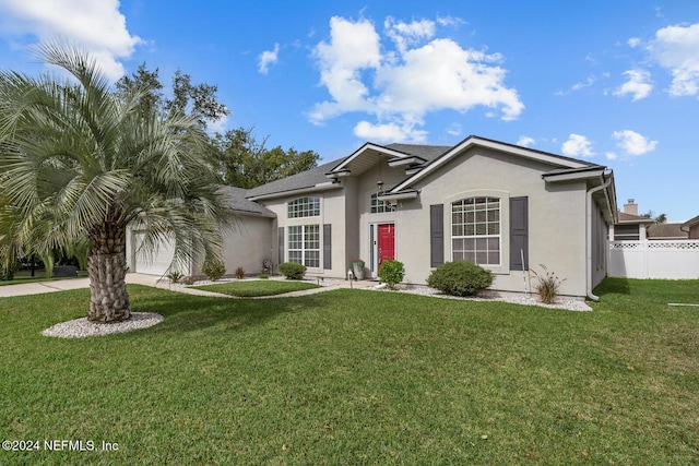 view of front of property with a front yard