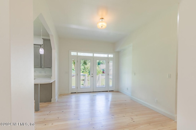 empty room featuring light hardwood / wood-style floors