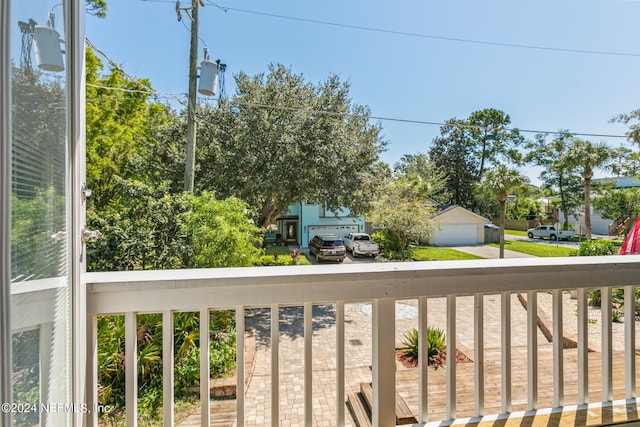 view of yard featuring a garage