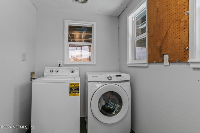 laundry area featuring washer and clothes dryer