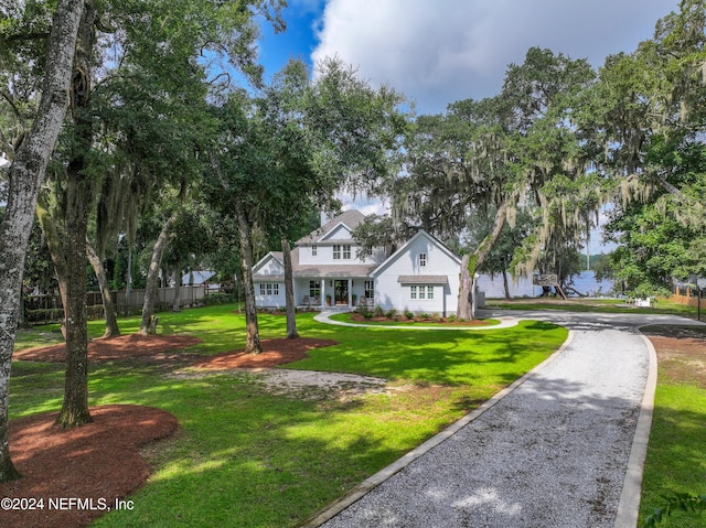 view of front of house with a front yard