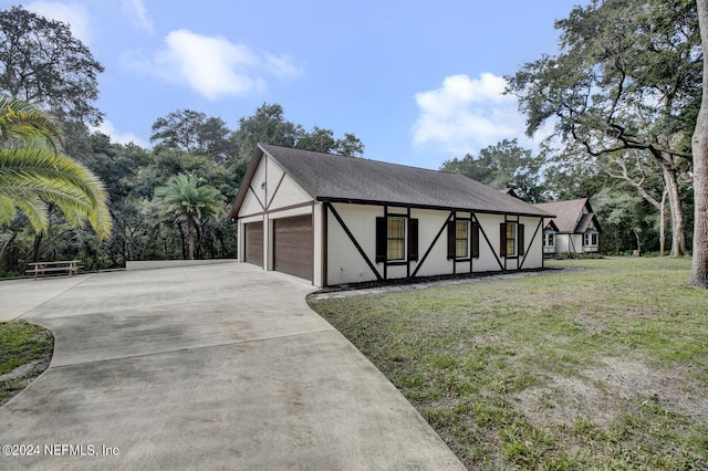 3565 Red Cloud Trl, Saint Augustine, FL 32086 - garage with driveway
