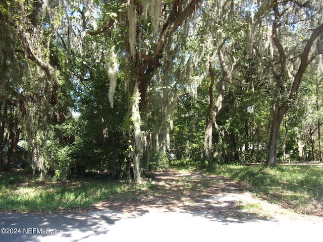 Listing photo 2 for 114 River Road Dr, Palatka FL 32177