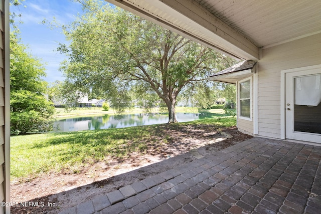 96316 Ridgewood Cir, Fernandina Beach, FL 32034 - view of patio with a water view