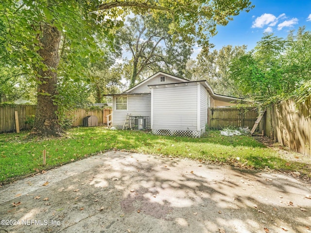 2745 Gilmore St, Jacksonville, FL 32205 - view of outbuilding featuring a fenced backyard
