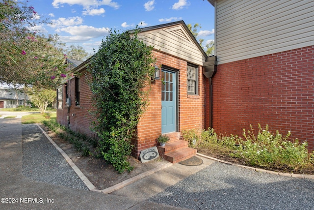 view of property entrance