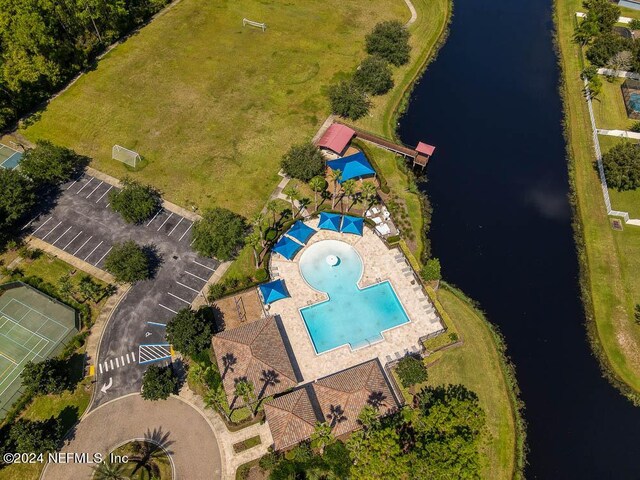 bird's eye view with a water view