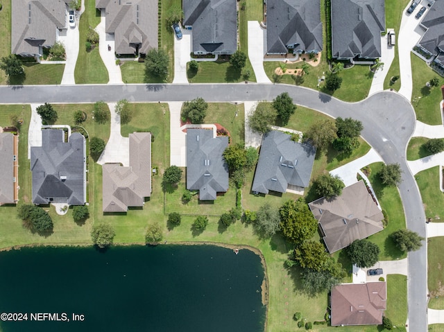 bird's eye view featuring a water view