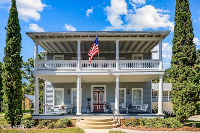 view of front facade featuring covered porch