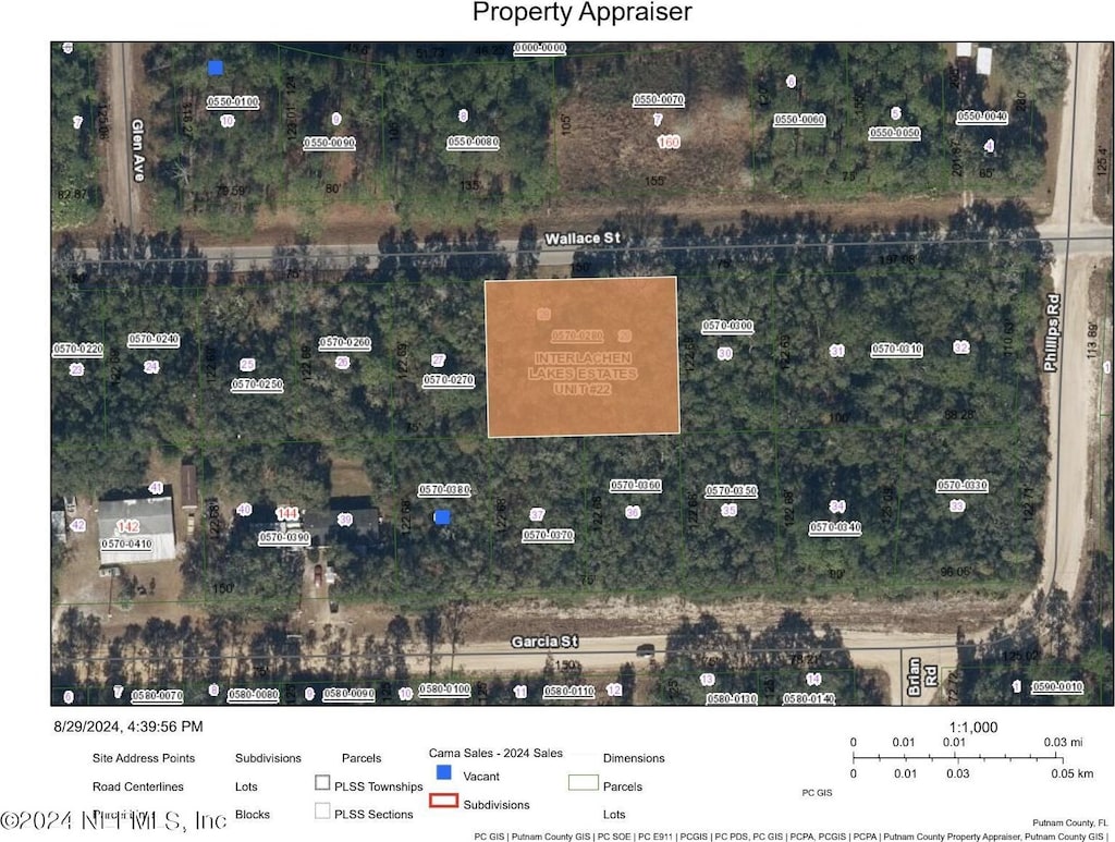 157 Wallace St, Interlachen, FL 32148