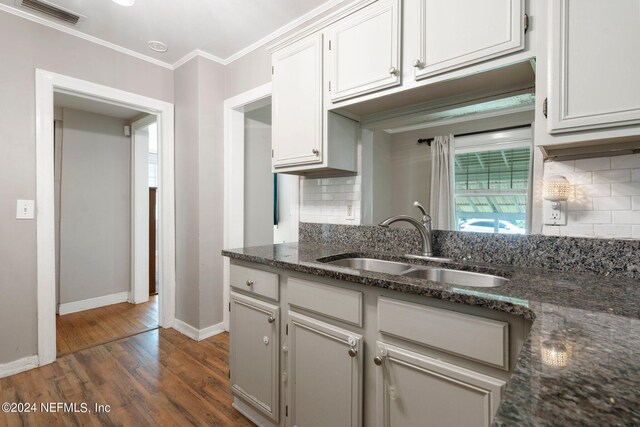 3702 Orlando Cir W, Jacksonville, FL 32207 - photo 10