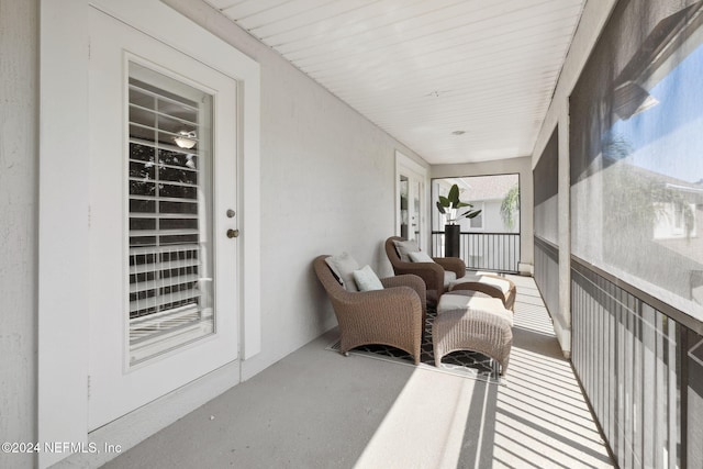 view of sunroom / solarium