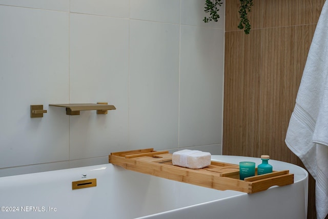 bathroom featuring a bathing tub