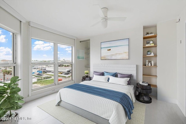 bedroom featuring ceiling fan