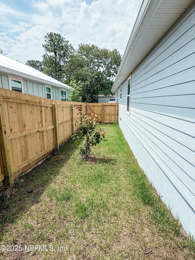 948 Collier Blvd, Saint Augustine, FL 32084 - view of yard