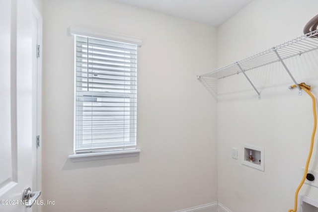 270 Clifton Bay Lp, Saint Johns, FL 32259 - laundry room with laundry area, baseboards, and hookup for a washing machine