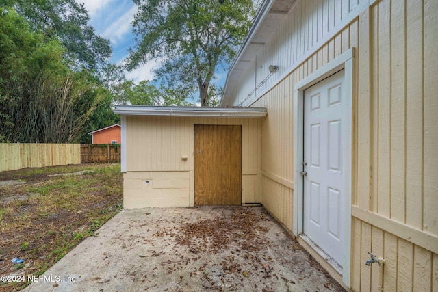 view of outbuilding