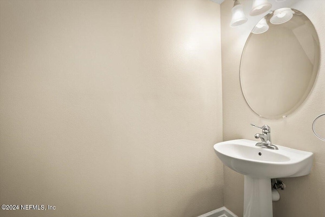 8121 Summer Palm Ct, Jacksonville, FL 32256 - view of bathroom