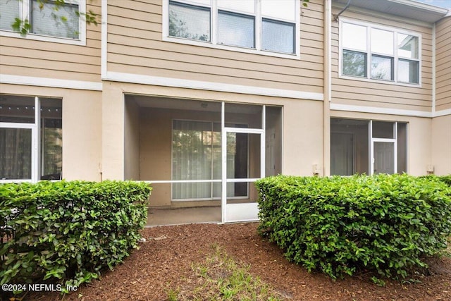 8121 Summer Palm Ct, Jacksonville, FL 32256 - exterior space with stucco siding