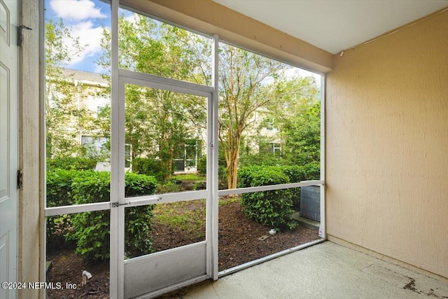 8121 Summer Palm Ct, Jacksonville, FL 32256 - unfurnished sunroom featuring a healthy amount of sunlight