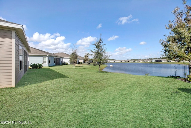 view of yard with a water view