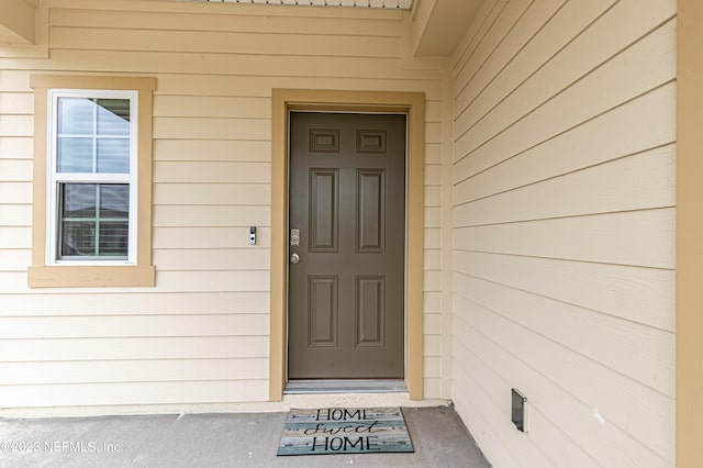 view of entrance to property