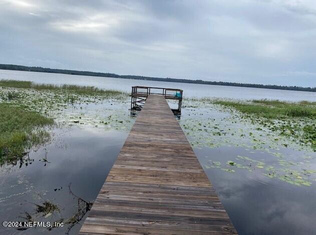 view of dock featuring a water view