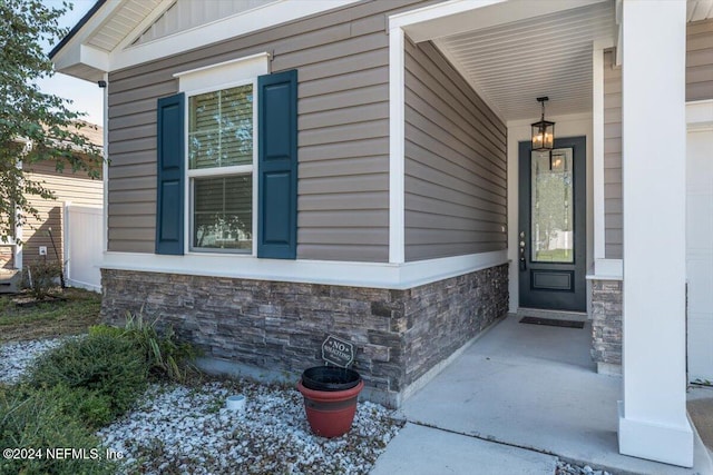 view of property entrance