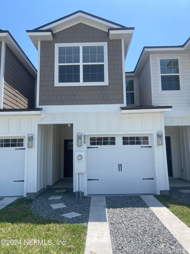 view of front of home featuring a garage