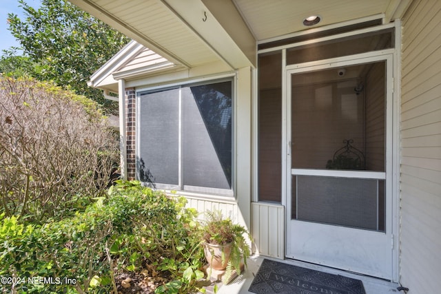 view of property entrance