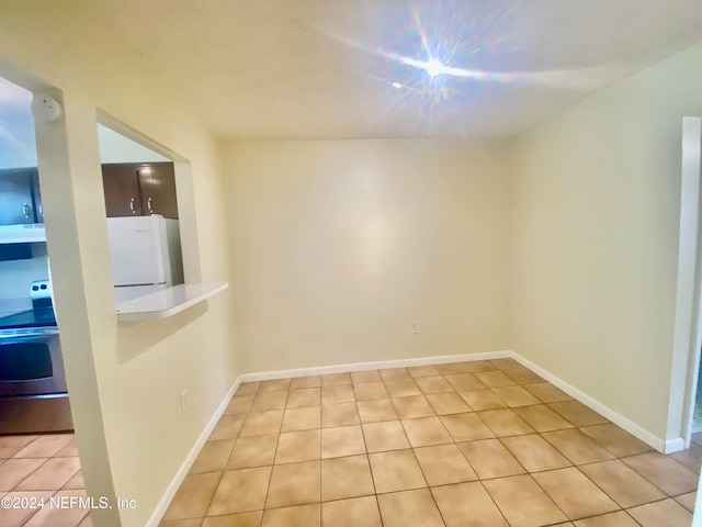 view of tiled spare room