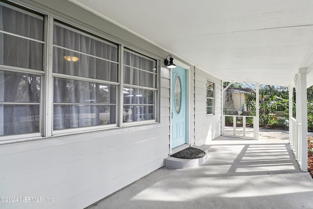 view of patio featuring covered porch