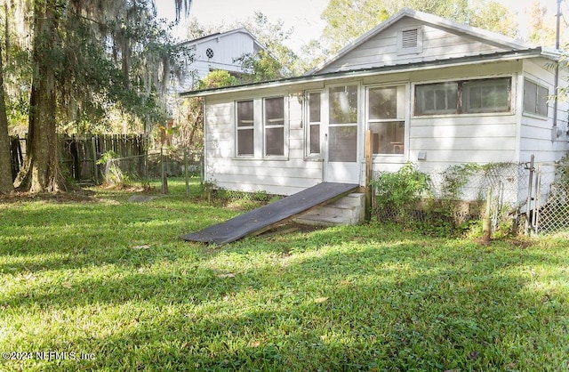 762 N Walnut St, Starke, FL 32091 - view of front of house