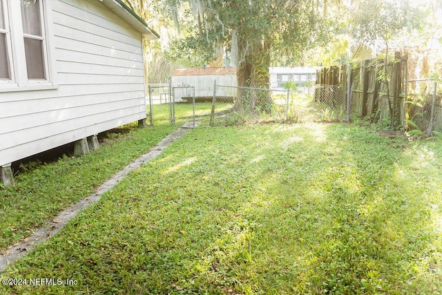 762 N Walnut St, Starke, FL 32091 - view of yard