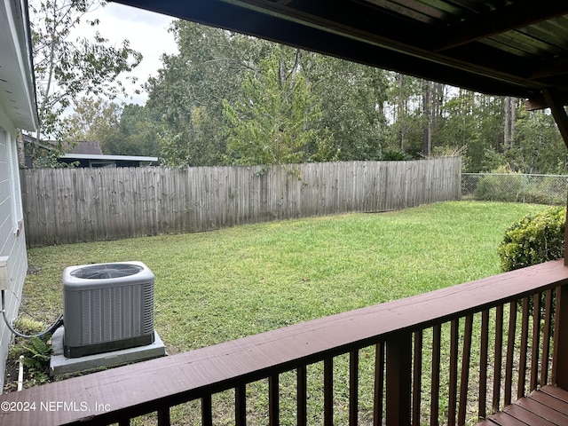 view of yard featuring cooling unit