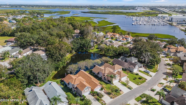 bird's eye view with a water view