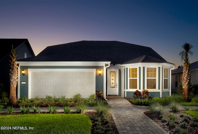 view of front facade featuring a garage