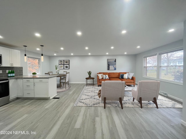 dining area featuring light hardwood / wood-style flooring