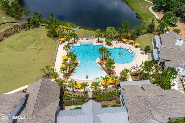 63 Bird Watch Ct, Saint Augustine, FL 32092 - bird's eye view of a pool area and a large body of water