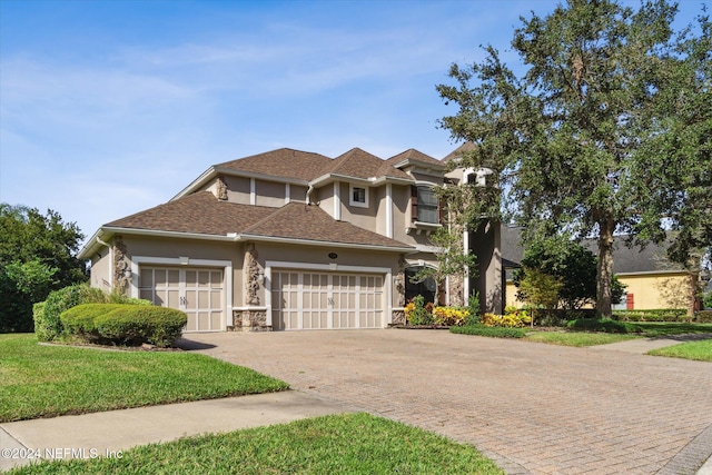 view of front facade with a front yard