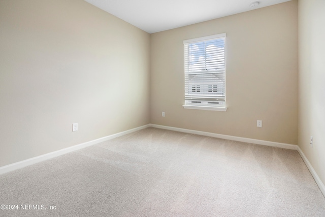 empty room featuring carpet